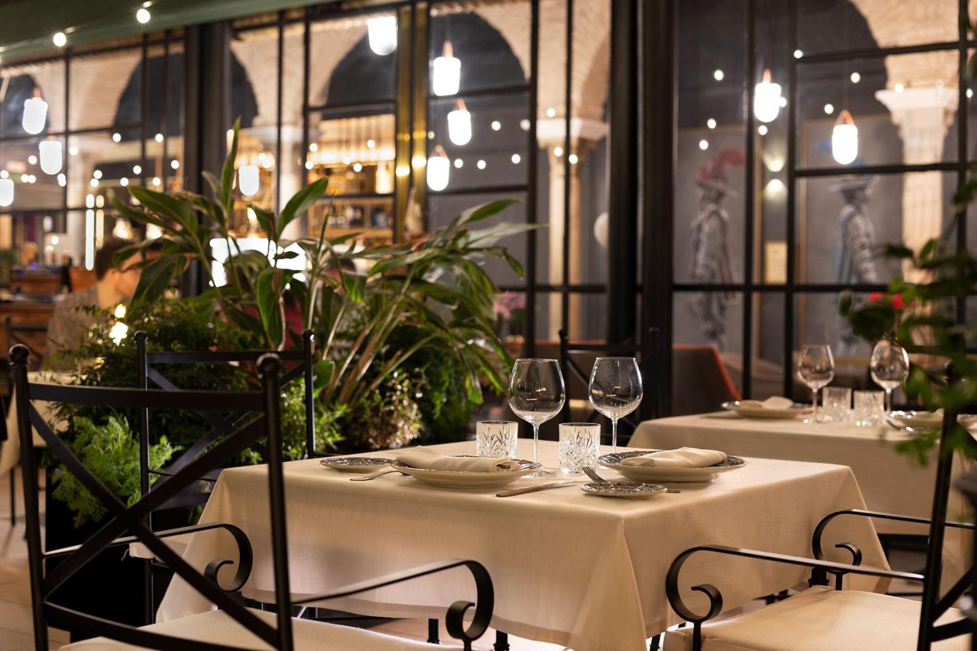 Los Seises Sevilla, A Tribute Portfolio Hotel Екстериор снимка