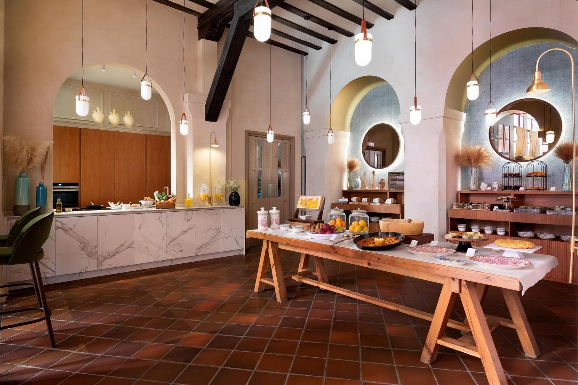Los Seises Sevilla, A Tribute Portfolio Hotel Екстериор снимка